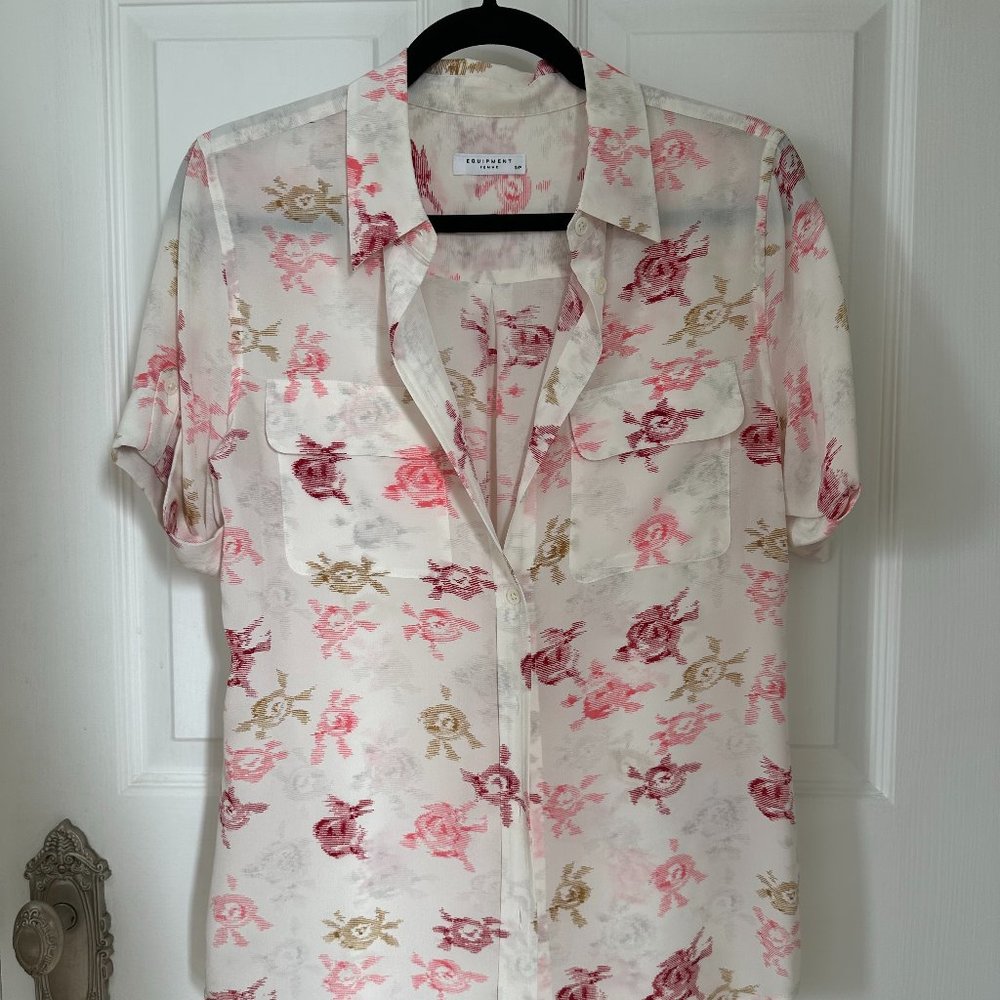 Equipment Women's Small Button Down Size Small